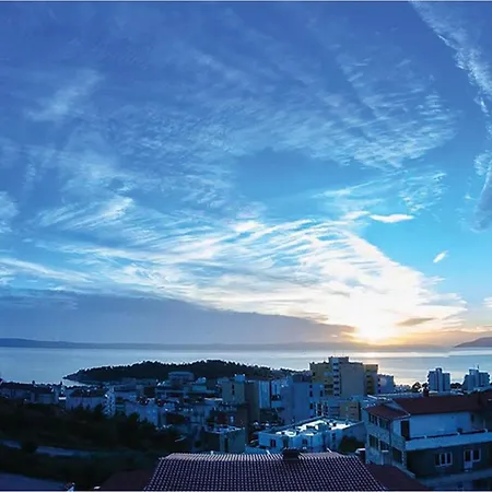 2 Bedroom Awesome In Appartement
