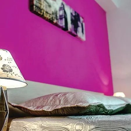 Apartman 2 Bedroom Awesome In